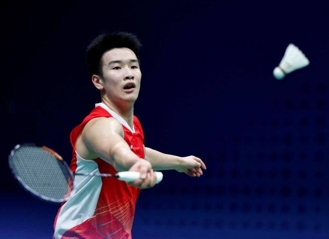 在场上奉献 在场上奉献