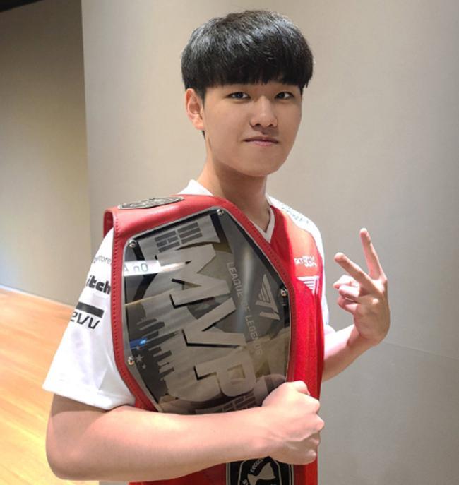 显示双方都 显示双方都