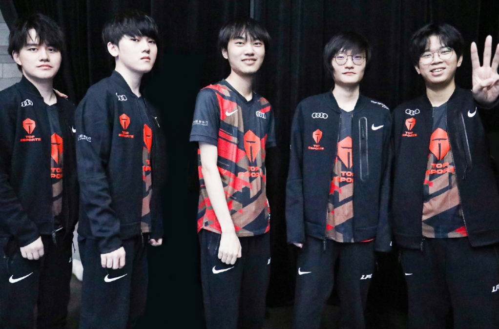 因伤退赛的 因伤退赛的