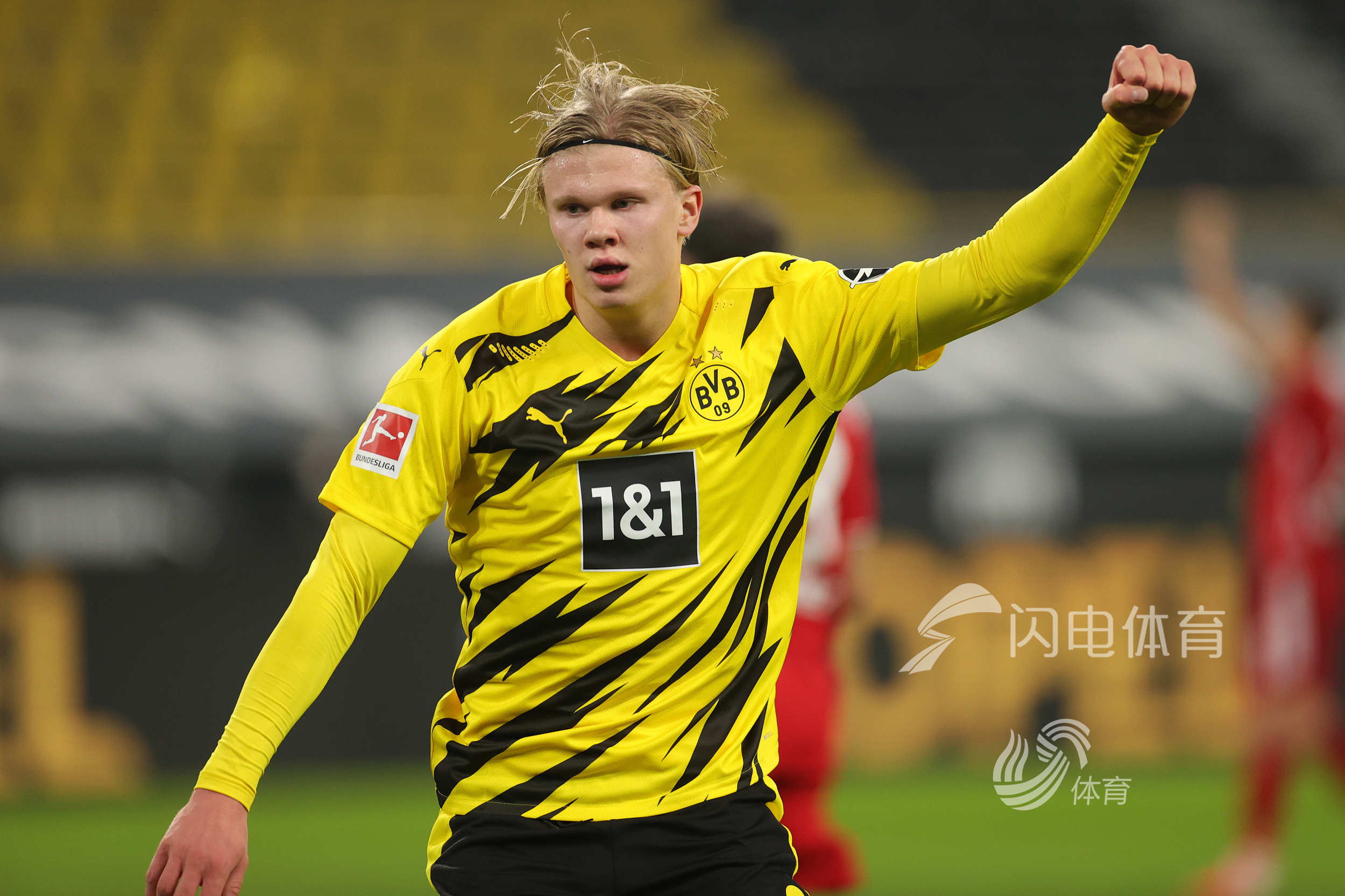 中路肋部空 中路肋部空